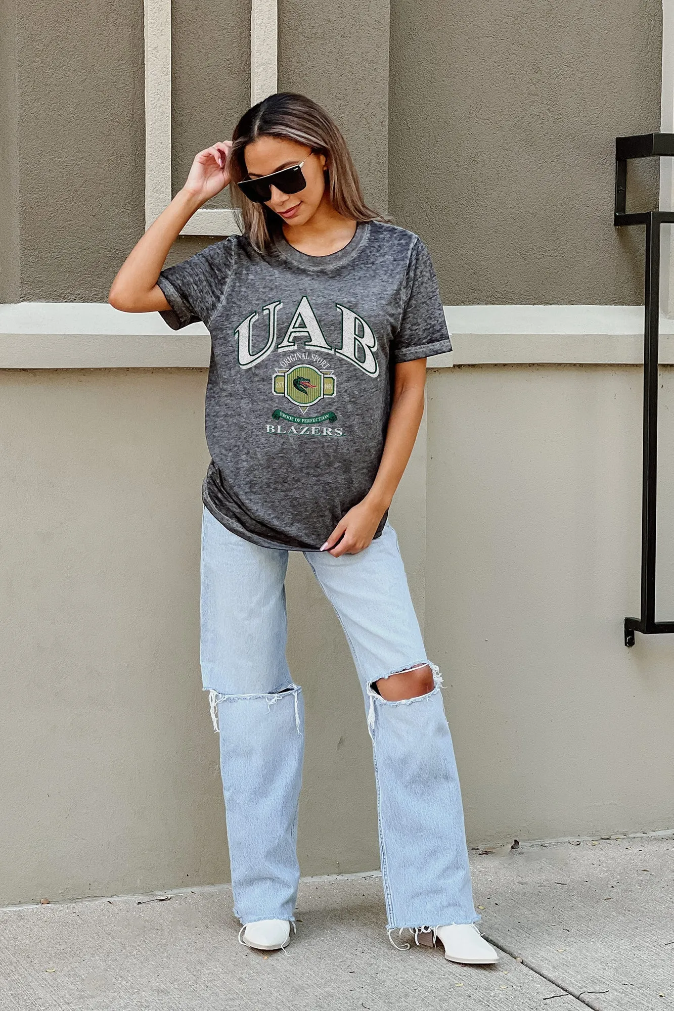 ALABAMA AT BIRMINGHAM BLAZERS SWITCH IT UP ACID WASH BOYFRIEND TEE