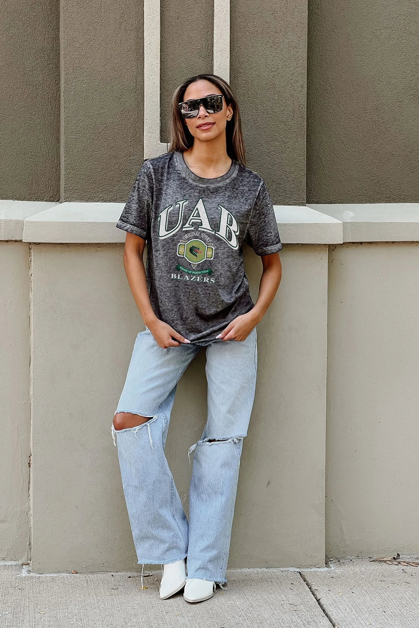 ALABAMA AT BIRMINGHAM BLAZERS SWITCH IT UP ACID WASH BOYFRIEND TEE